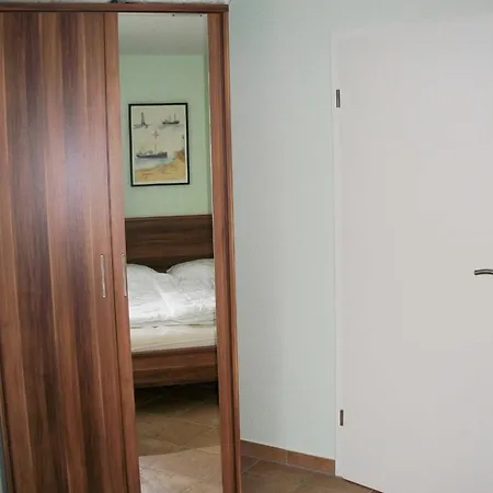 Kuestenwald - Borstels Kajuete * Muritz